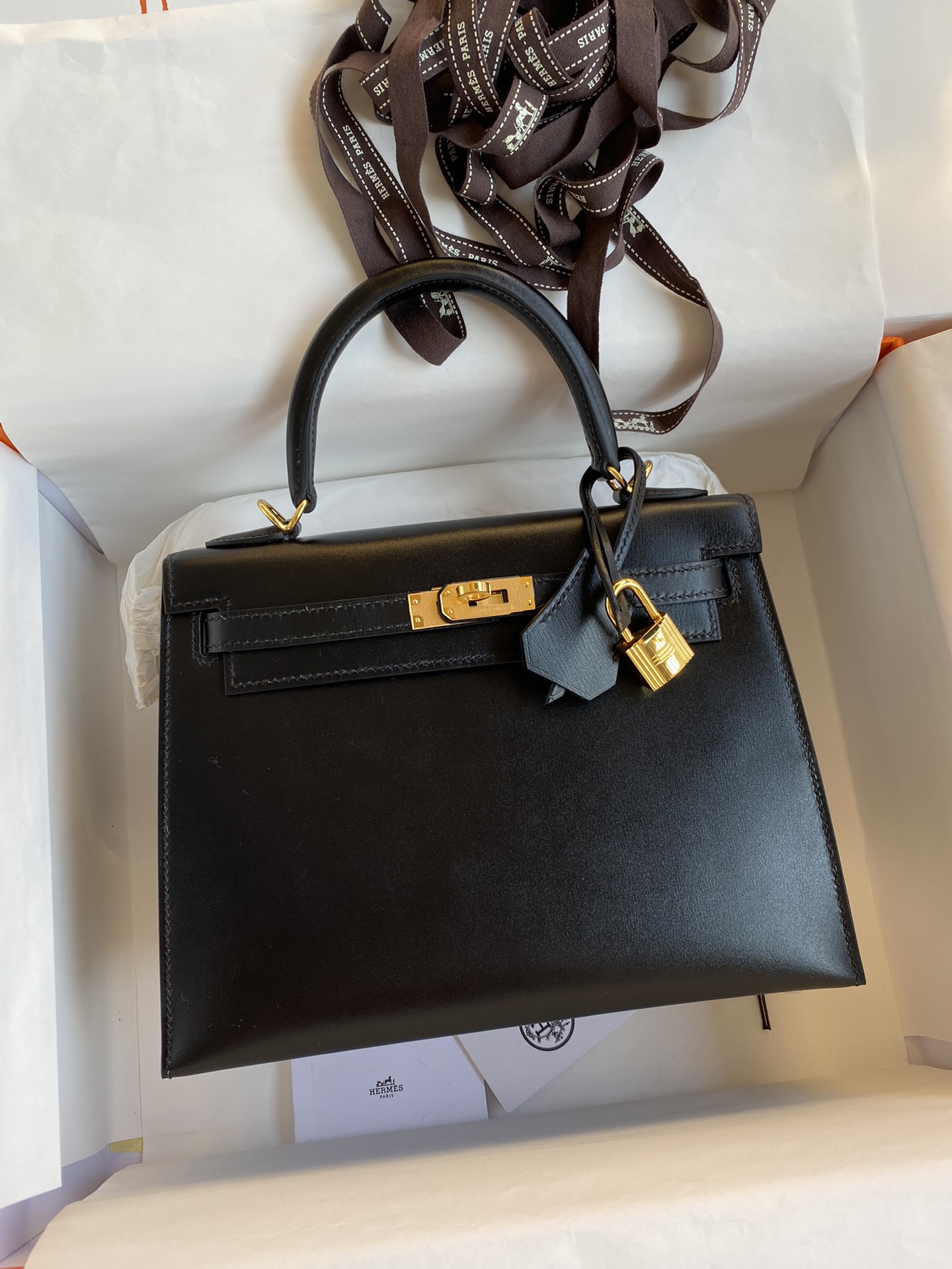 Hermes Kelly 28cm Handbag Shoulder Bag in Black Box Leather